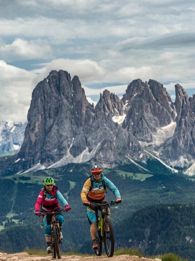 Kedul Lodge Santa Cristina Val Gardena Exterior foto