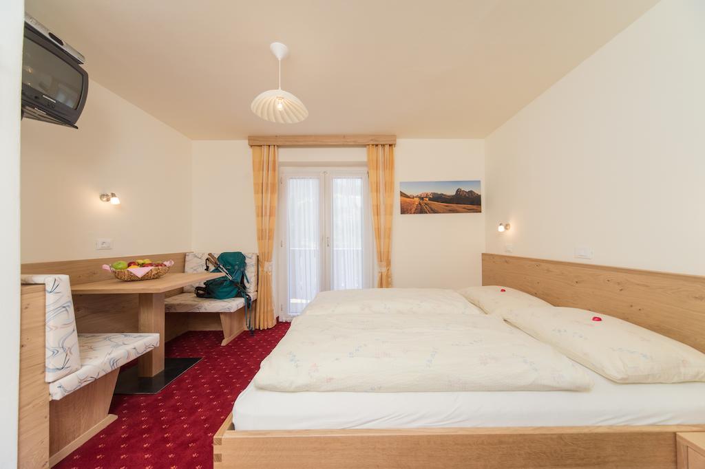 Kedul Lodge Santa Cristina Val Gardena Exterior foto