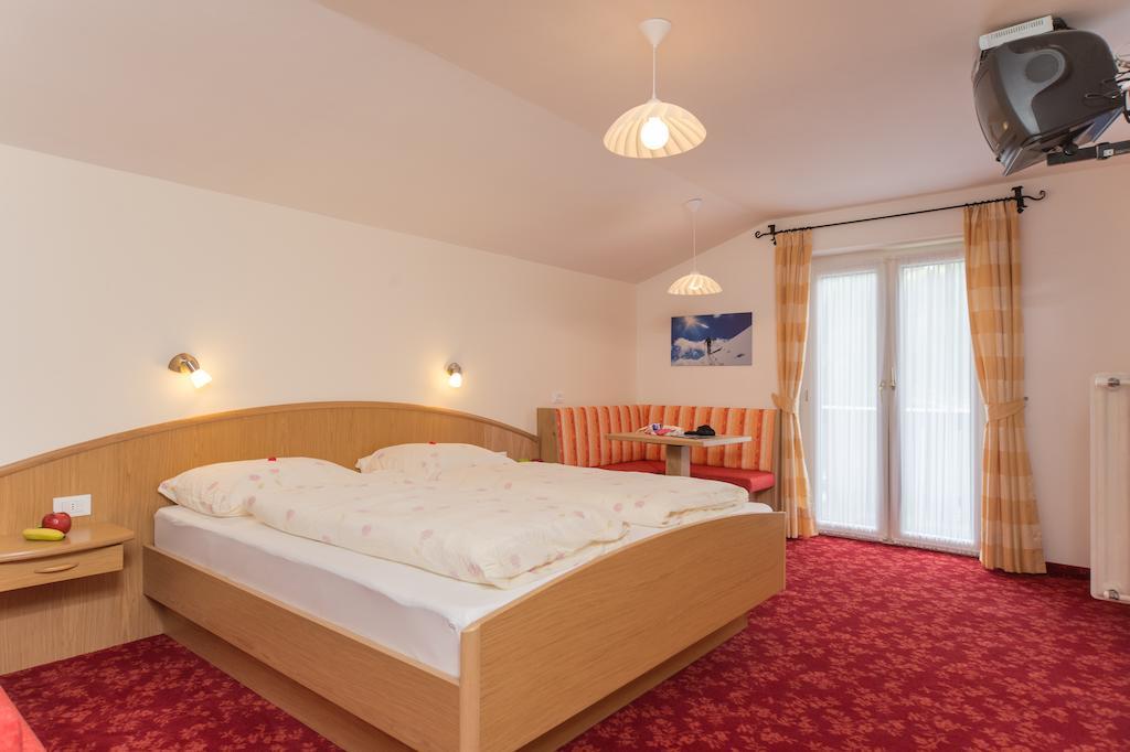 Kedul Lodge Santa Cristina Val Gardena Quarto foto